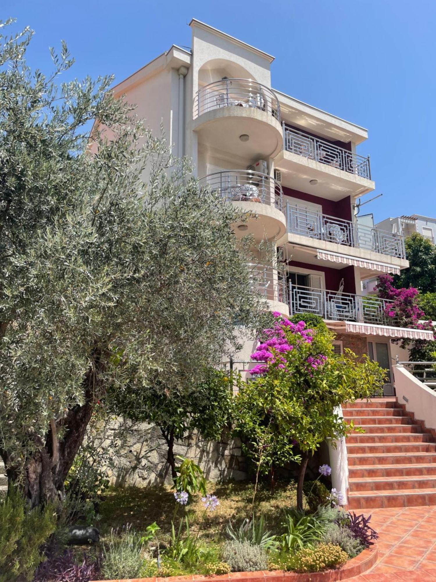 Apartmani Iva Becici Exteriér fotografie